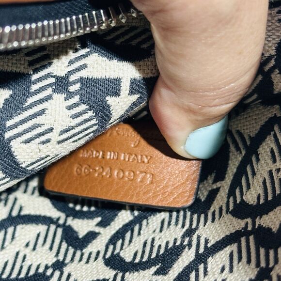 NWT Salvatore Ferragamo Men Navy Canvas Leather Trim Logo Clutch Pouch Bag - Picture 8 of 9